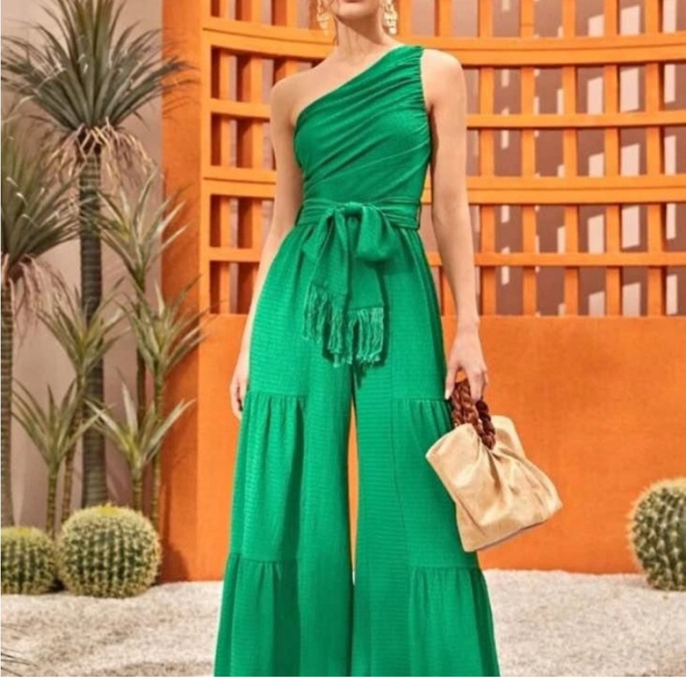 Elegant Green Women's One shoulder wide leg Jumpsuit